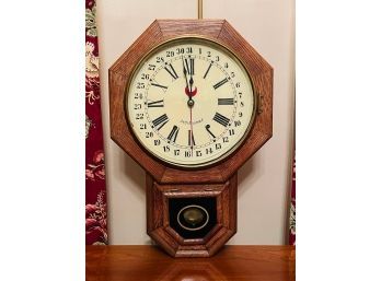 Antique Seth Thomas Calendar Wall Clock In Oak Case With Pendulum And Key - Tested And Works #127