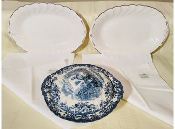 VtgJohnson Brothers Serving Bowl W/lid, Nikko Crown Collection Serving Trays & 3 Martha Stewart Placemats #98