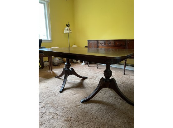 Antique Dining Table With Extension Leaf And Covers Thomasville Chair Company