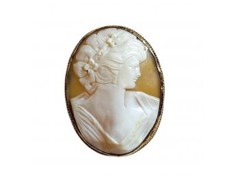 14K Gold Stunning Oversized Shell Cameo Brooch Stamped And Marked #221