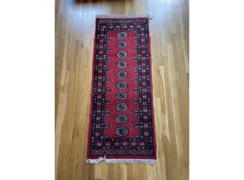 Beautiful Small Rug Hand Knotted In Pakistan Pure Wool