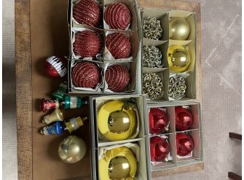 Vintage Germany Round Christmas Ornaments Lot Of 4 Box And Other Vintage Ornaments 8 Pcs