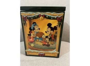 Disneys  A Mickeys Christmas Carol Jack In The Box Enesco Music Box  Collectable.