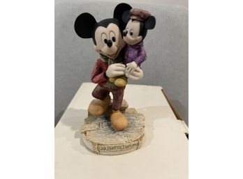 Rare Vintage Disney's Mickey's Christmas Carol 'Rob Cratchit W/tiny Tim God Bless Us Everyone!  Figurine
