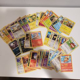 Mized Lot Of Spanish And German? Pokemon Cards