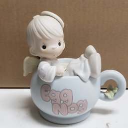 Precious Moments 'Dropping In For The Holidays' Enesco Figurine
