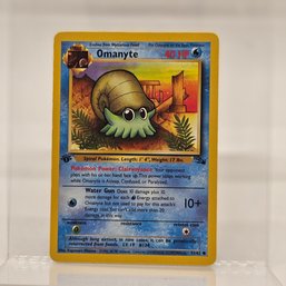 1st Edition Omanyte Fossil Series Vintage Pokemon Card