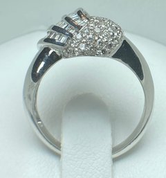 14K White Gold With Natural Diamonds Baguette Ring Size 6.75
