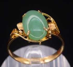 19k Gold Type A Jadeite Ring