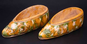 A Pair Of Old Porcelain Tang Sancai Shoes