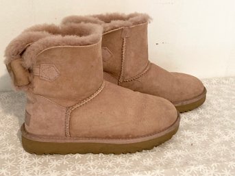 UGG Classic Short Boots Size 7