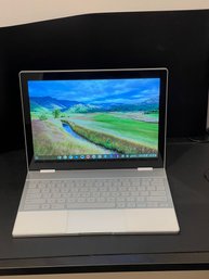 Like New Google Pixel 2 In 1 Chrome Book, Intel I7, All Metal And Glass Body
