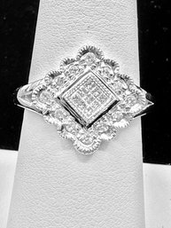 10KT White Gold & 21 Pcs Natural Diamond Ring Size 7