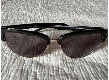 Tom Ford Womens Sunglasses With Case