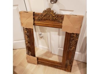 Beautiful Antique Style Gold Colored Gallery Frame