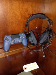 Corsair Gaming Headset & PlayStation Wireless Controller