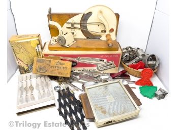 Vintage Kitchen Tools Lot Slicer, Dicer, Cordless Knife In Original Box
