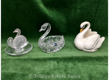 Three Special Swans Lalique Bohemia Crystal Ritz-Carlton