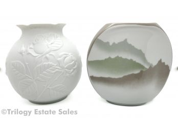Two Kaiser Porcelain Vases