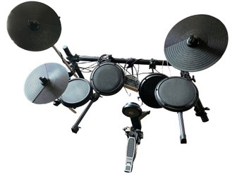 Alesis DM6 Nitro Mesh Electric Drum Kit