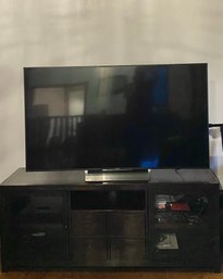Sony XBR-65X850D 65' Smart LED 4K Ultra HD TV With HDR (2016 Model