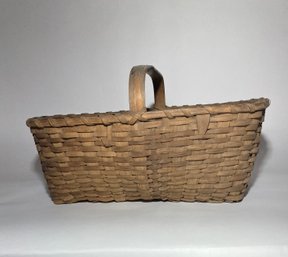 Antique Splint Large Gathering Farm Basket With Original Patina