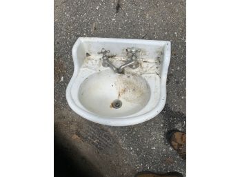 Antique Porcelain Sink With Hot And Cold Faucets
