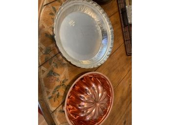 Vintage Bundt Pan And Pie Tin