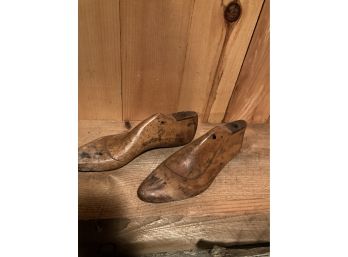 Pair Of Antique Wood Signorile Shoe Molds