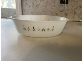 Vintage Fire King Anchor Hocking Candle Glow Pattern 1.5 Quart Casserole Dish #22
