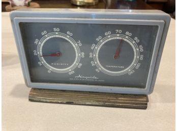 Vintage Air Guide Desk Barometer