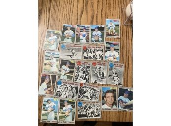Lot Of 21 Topps Collectible Trading Cards Mets And Orioles