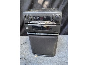 The Singing Machine CD & Graphics Karaoke SMG-228