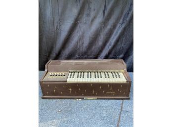 Vintage Magnus Custom De Luxe Electric Chord Organ