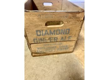 Vintage Diamond Ginger Ale Wooden Crate, Waterbury CT