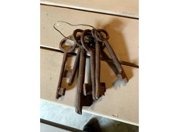 Lot Of 6 Antique Cast Iron Skeleton Keys