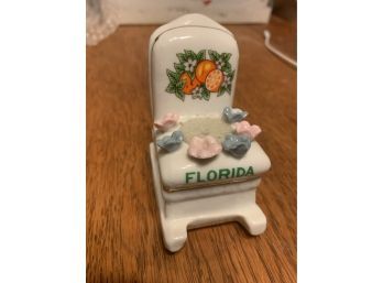 Cute Porcelain Florida Rocking Chair