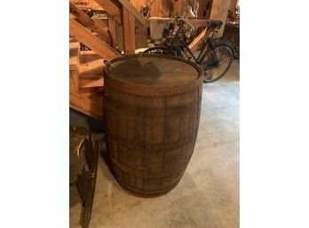 Beautiful Antique Large Whisky Barrel Excellent Condition! Would Make A Great Table