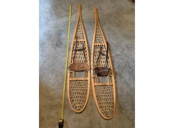 Awesome Pair Of Snow Trek Snow Shoes In Very Good Usable Condition