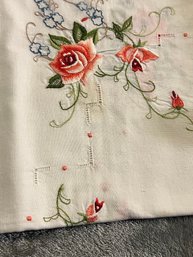 Vintage 34 X 34 Irish Linen Tablecloth Brand New Condition