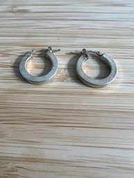 925 Sterling Silver Marked 925 Italy. Hoop Earrings 3.34g