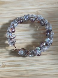 Wow!! Glass Crystal Beaded Bracelet Purples Holo