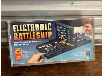 Vintage Electronic Battleship
