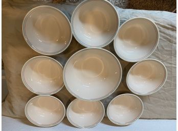 9 Piece Set Of Corelle Bowls