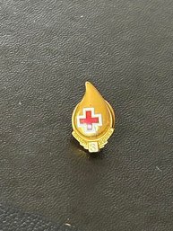 3 Gallon Red Cross Blood Donor Vintage Tie Tack Lapel Pin