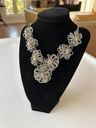 Glamour Silver Tone Wire Floral Necklace