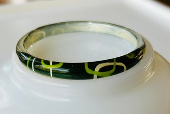 Vintage Modern Lucite Clear And Serpentine Striped Abstract Bangle Bracelet