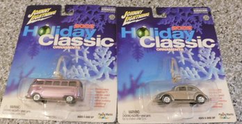 Johnny Lightning 2002 Holiday Ornaments (3) VW