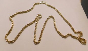 About 24' 14 KT Gold Chain 24.9 Grams