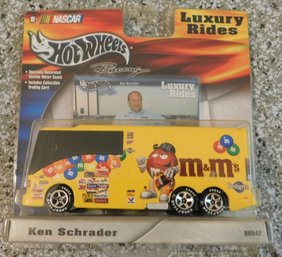 2002 Hot Wheels Racing Luxury Rides NASCAR Ken Schrader #36 NIP B0542 M & M 1/64